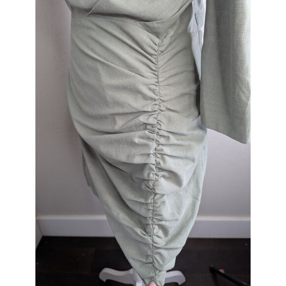 NWOT Revolve Atoir Perfect Places Asymmetrical Mini Dress Green Size 6 - Picture 9 of 12